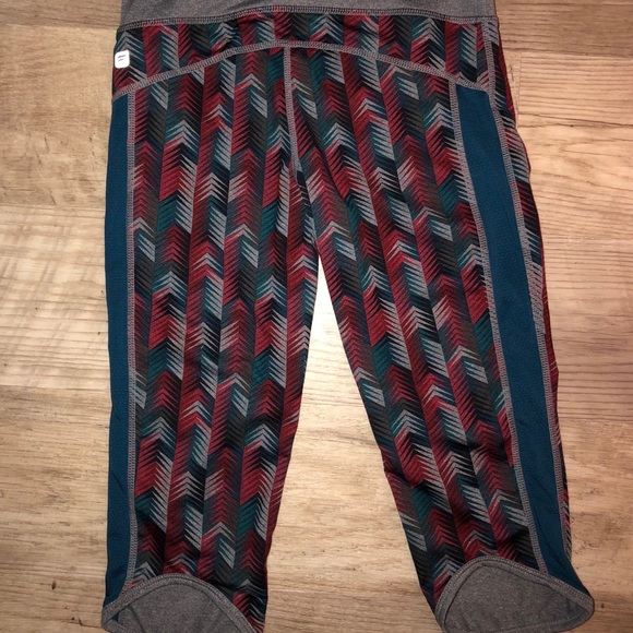 2 Fabletics size small - Picture 6 of 7